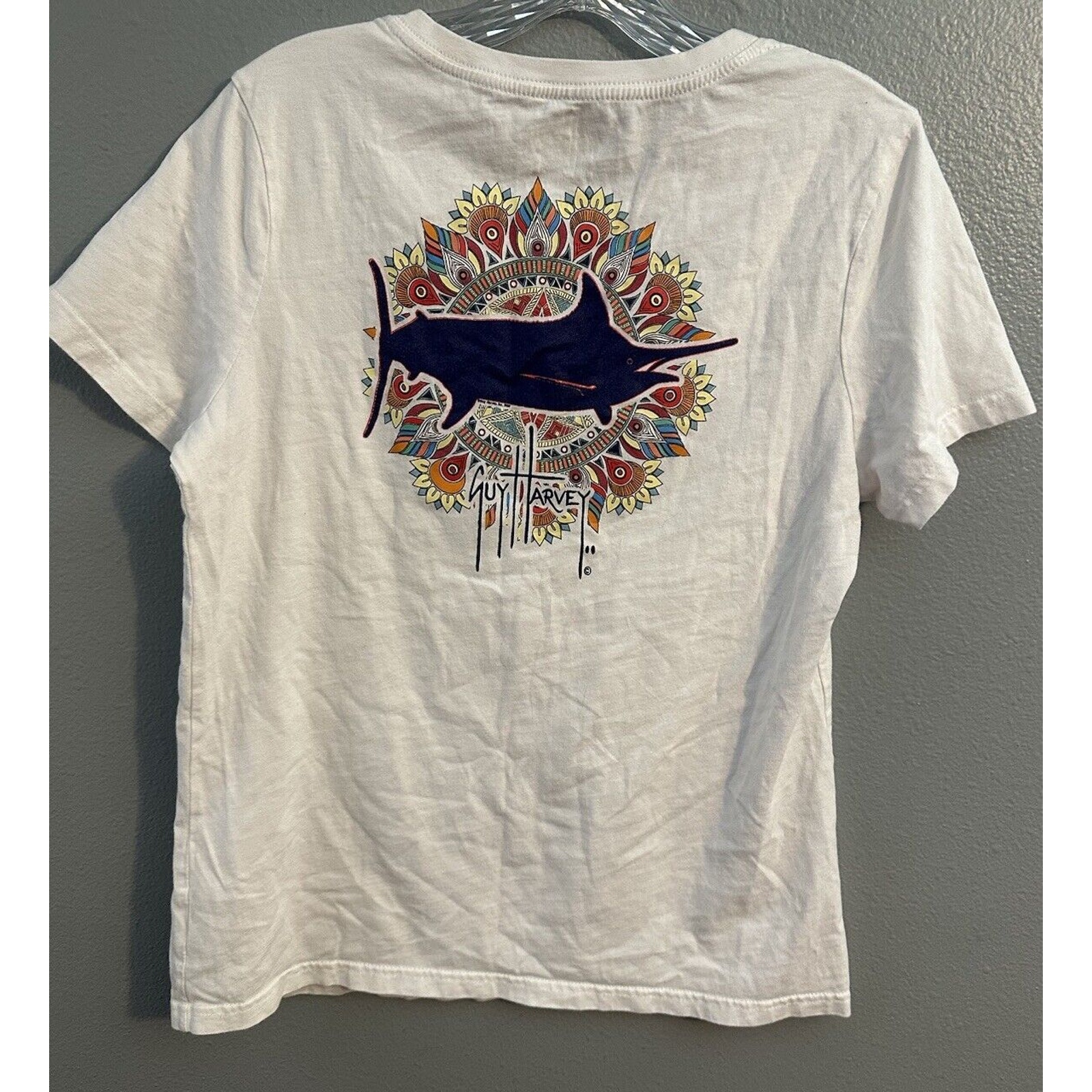Guy Harvey Womens Size Medium White T-Shirt Marlin V Neck Short Sleeve Euc